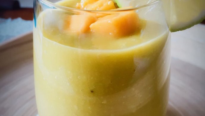 热带风情思慕雪---芒果香蕉牛油果思慕雪