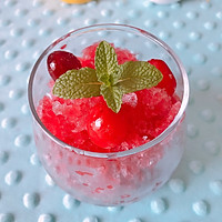 #轻饮蔓生活#夏日特饮蔓越莓沙冰的做法图解6