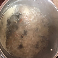 饺子云吞菜干瘦肉粥的做法图解12