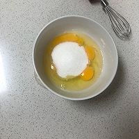 蘑菇头玛芬纸杯蛋糕的做法图解1