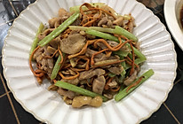 鸡丝汇虫草花的做法