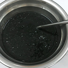 黑米黑豆黑芝麻粥
