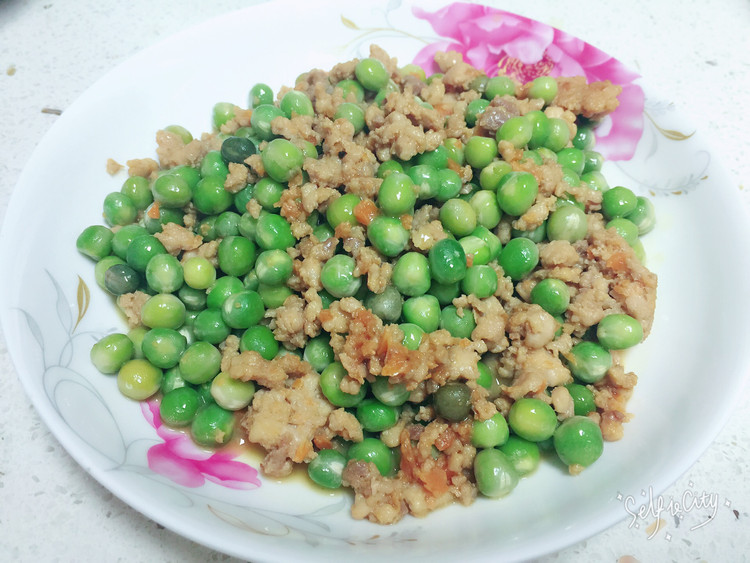 翡翠青豆炒肉沫的做法