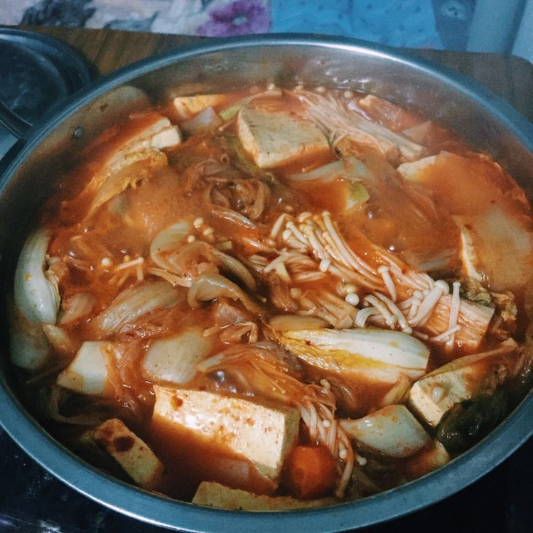 泡菜肥牛豆腐汤的做法