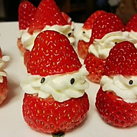 圣诞爷爷聚会 草莓蛋糕的做法图解2