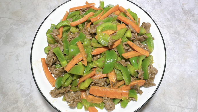 菜椒炒牛肉