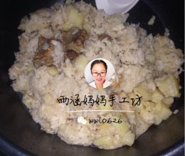 土豆排骨焖饭的做法