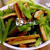 芹菜香干炒肉丝的做法图解4