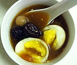 黑枣阿胶炖蛋的做法