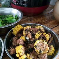 九阳高压锅玉米豆豉闷排骨的做法图解6