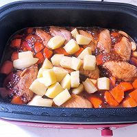 好吃到逆天的土豆炖鸡翅，这样做太香了的做法图解10