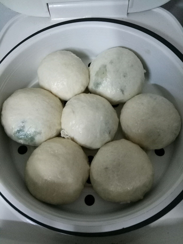 青菜豆干肉包的做法