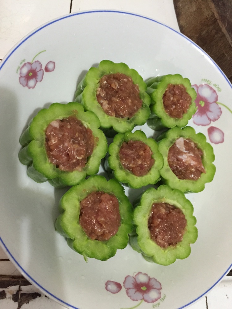 酿苦瓜的做法图解3