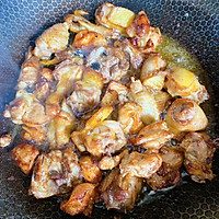 松茸土鸡汤的做法图解2