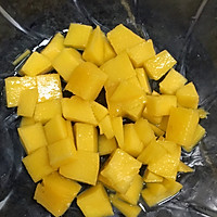 芒果酸奶沙冰的做法图解3