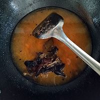 鲜虾香菇木耳猪肝面的做法图解3