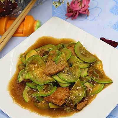 西葫芦炒肉