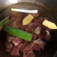 红烧驴肉的做法图解2