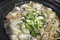 金针菇蚝煲的做法