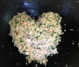 虾仁葱花鸡蛋炒饭的做法