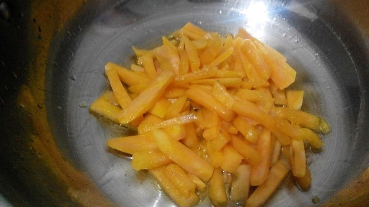 超简单红薯条的做法
