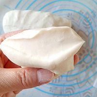 暄软的三鲜小包子的做法图解12