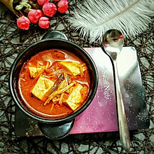 韩式辣白菜豆腐汤