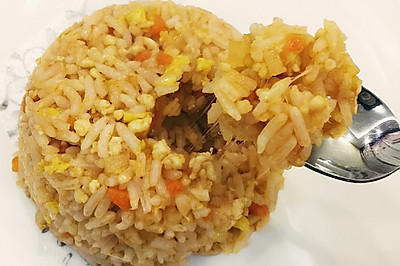奶酪炒饭-胡萝卜哈密瓜鸡肉