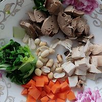 #珍选捞汁 健康轻食季#捞汁鸡肝菜的做法图解1