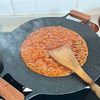 有手就会做的美味韩式铁板年糕辣味拉面鱼饼的做法图解2