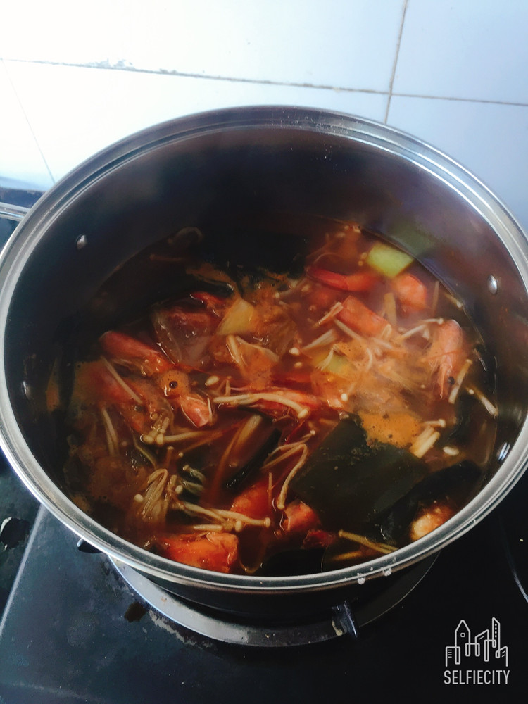韩国《结婚日记》里具大人的大酱汤的做法