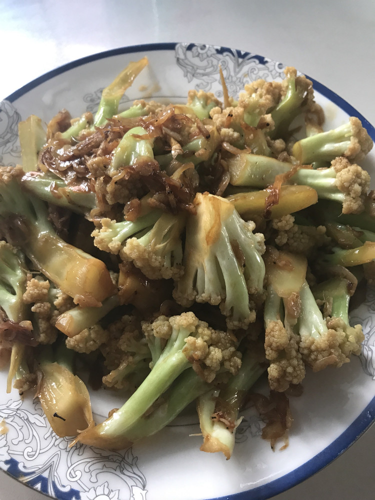 菜花炒虾皮的做法