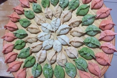 彩色饺子