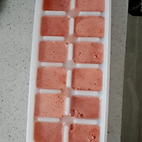 西瓜汁冰块的做法图解3