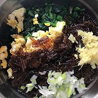 菠菜鸡蛋盒子的做法图解2