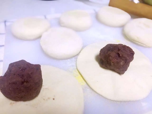 红豆包的做法图解3