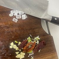 黄焖鸡的做法图解1