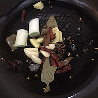 中餐 土豆炒鸡腿肉的做法图解2