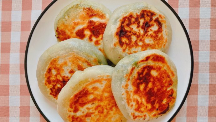 茴香鸡蛋馅饼