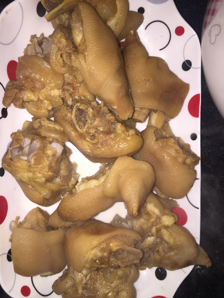 风味猪蹄的做法图解7