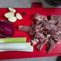 海带牛肉汤的做法图解2