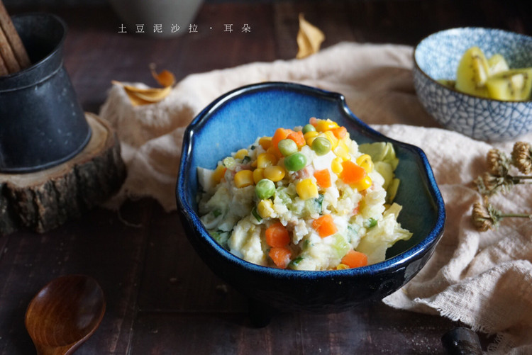 简单又好吃的日式土豆泥沙拉，孩子喜欢，每周都吵着要吃的做法