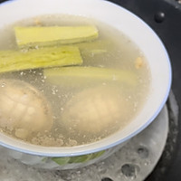 健脾养胃的苦瓜鲍鱼黄豆汤的做法图解11