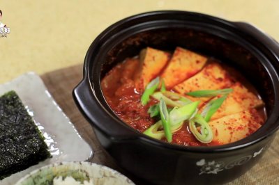 正宗韩式辣白菜豆腐汤