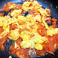#太太乐鲜鸡汁芝麻香油#国民菜番茄炒蛋的做法图解8
