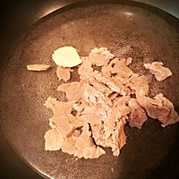 热乎乎的牛肉白菜汤的做法图解4