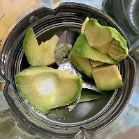 #pick哪种真芝味-瀑布拉丝#牛油果大虾披萨(电饼铛版)的做法图解3