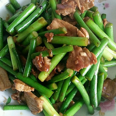 蒜苔炒肉