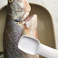 清蒸鲈鱼的做法图解2