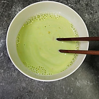 菠菜鸡蛋牛奶布丁的做法图解2